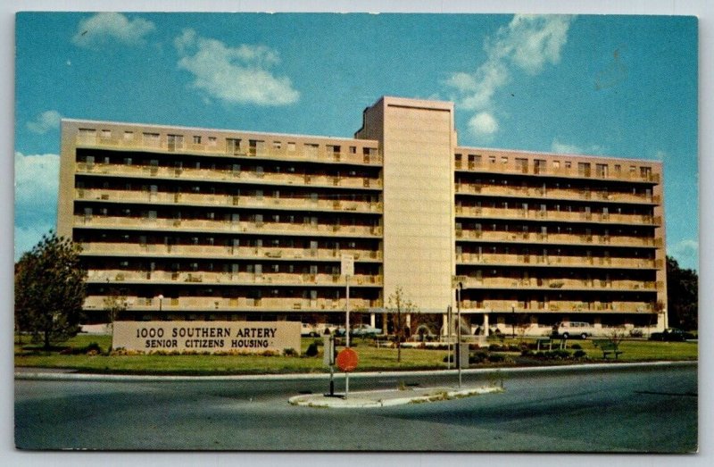 1000 Southern Artery   Quincy  Massachusetts Postcard