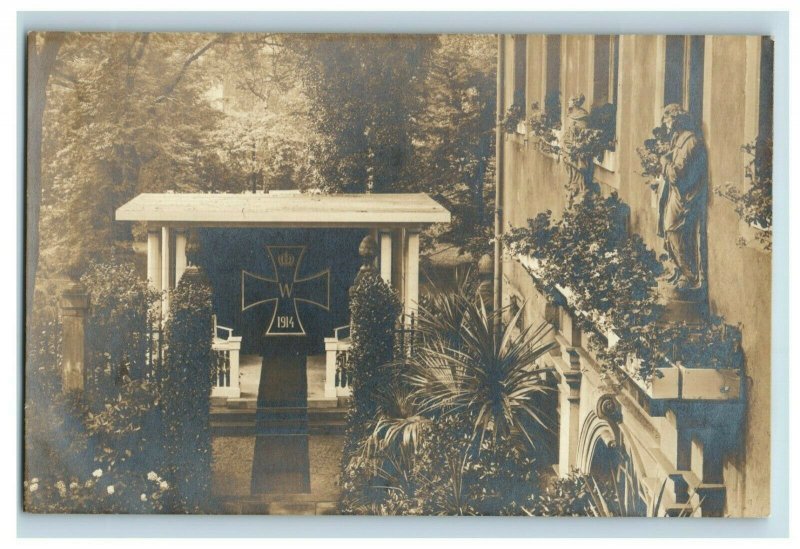 1914-16 WWI German RPPC Large Iron Cross Award Real Photo Scene Max Kogel  P21