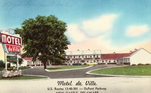 Motel de Ville - New Castle, Delaware - Vintage Postcard