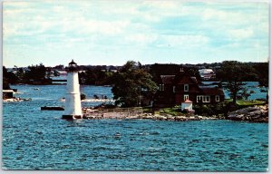 VINTAGE POSTCARD THE LIGHTHOUSE AT ROCK ISLAND ST. LAWRENCE RIVER N.Y.