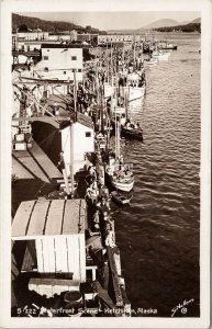 Ketchikan Alaska Waterfront People Boats Heckman Wharf Unused RPPC Postcard G18