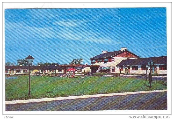 Exterior,  Le Paysan Motel,  Montreal,  Quebec,  Canada,  40-60s