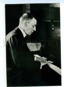 498794 1973 composer Sergei RACHMANINOFF Rachmaninov at piano 1910 Planet