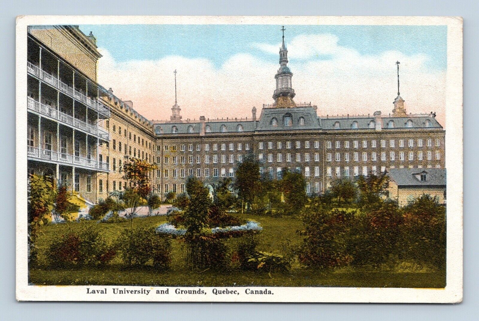 Laval University Montreal Qc Quebec Canada Unp Unused Wb Postcard M5 