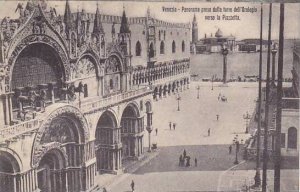 Italy Venezia Panorama preso dalla torre dell'Orologio verso la Piazetta