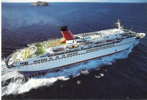 The Cunard Princess Cruise Ship Registered in the Bahamas 4 by 6
