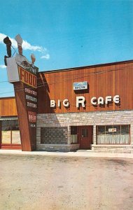 Powers, MI Michigan BIG R CAFE Greyhound Bus Sign MENOMINEE CO Roadside Postcard