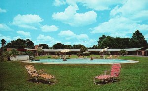 Palms Court Waycross Georgia GA Postcard Adult & Kiddie Pool Tubs & Nice Rooms