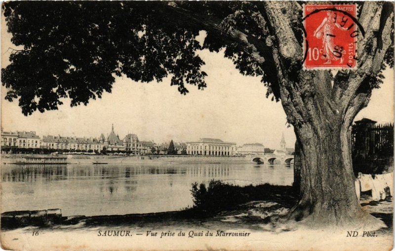 CPA SAUMUR - Vue prise du Quai du Marronnier (254101)