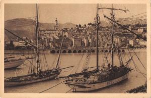 BF7237 menton le port et la vieille ville ship france      France