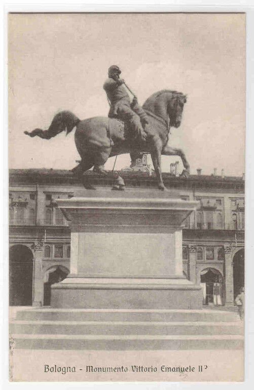 Monument Vittorio Emanuele II Bologna Italy 1910c postcard