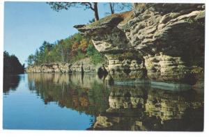 Wisconsin Dells River Canyon Hawks Bill Cliffs (4 Cards)