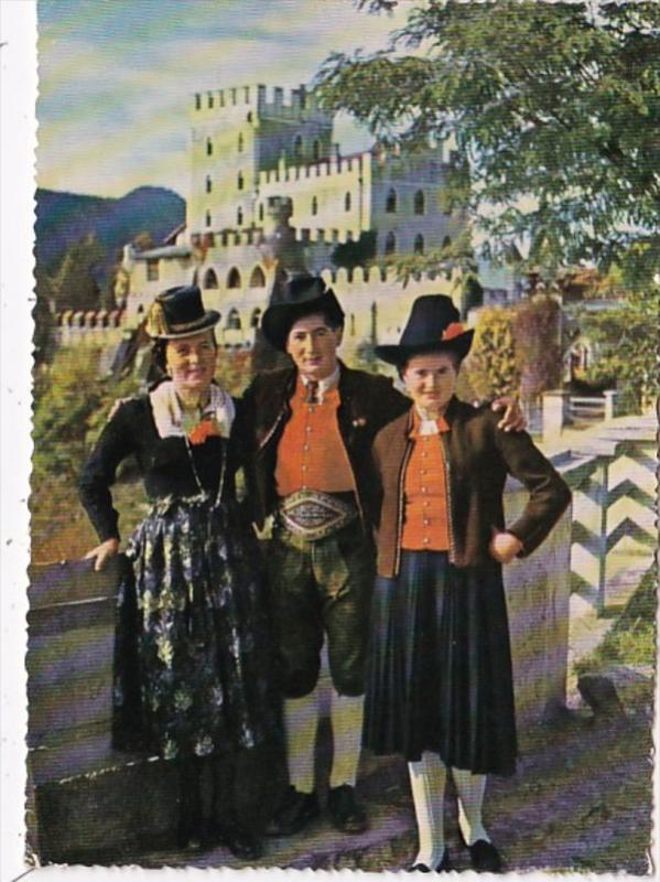 Austria Tirol Schloss Itter Locals In Taditional Costume