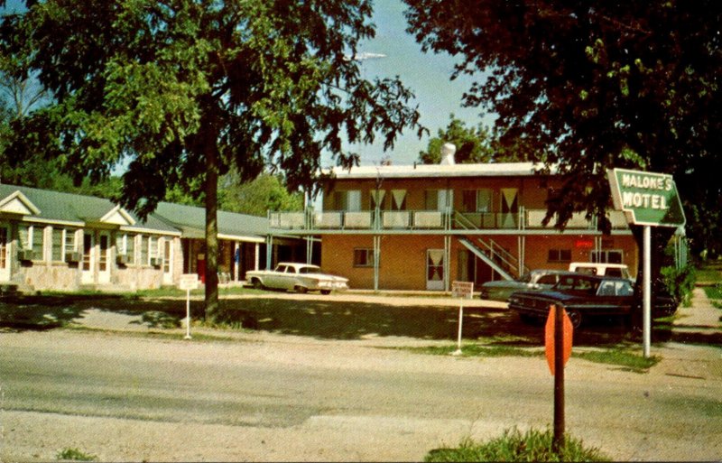 Missouri Mountain View Malone's Motel