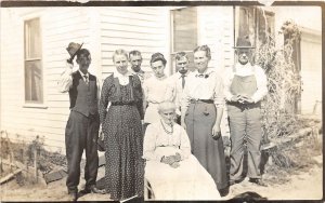 J12/ Farnam? Nebraska RPPC Postcard c1910 Lewis Van Horn Family 213