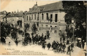 CPA Fetes de LOCHES - Défilé des Compagnies (211049)