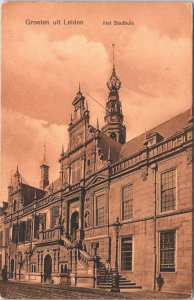 Netherlands Groeten uit Leiden Het Stadhuis Vintage Postcard B119