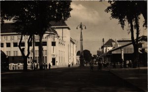 PC CPA street view real photo postcard INDONESIA (a15019)