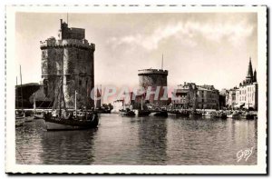 La Rochelle - The Towers and the Harbor - Old Postcard