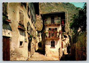 Picturesque Nook at The Garda Lake Limone Italy 4x6 Vintage Postcard 0109