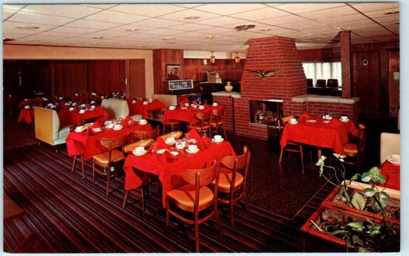 MERCER, Pennsylvania PA  Roadside  MILAN'S RESTAURANT LOUNGE  ca 1960s Postcard