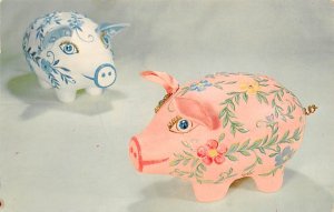 Miss Hamcraft - Piggy Banks National Handcraft of Des Moines, Iowa, USA Craft...