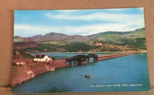 UNUSED POSTCARD - THE VIADUCT & CADER IDRIS, BARMOUTH, GWYNEDD, WALES