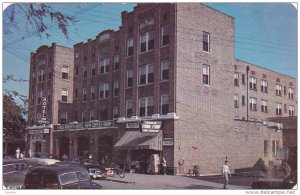 DUBLIN, Georgia; Hotel Fred Roberts, Classic Cars, 40-60s