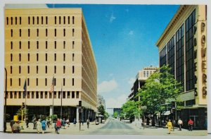 MN Retro 1950s Nicollet MallLooking South Minneapolis Postcard P4