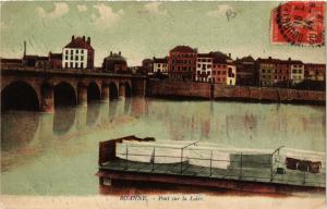 CPA ROANNE Pont sur la Loire (339111)