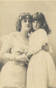Photo postcard charm woman and girl head decoration fancy dress fashion