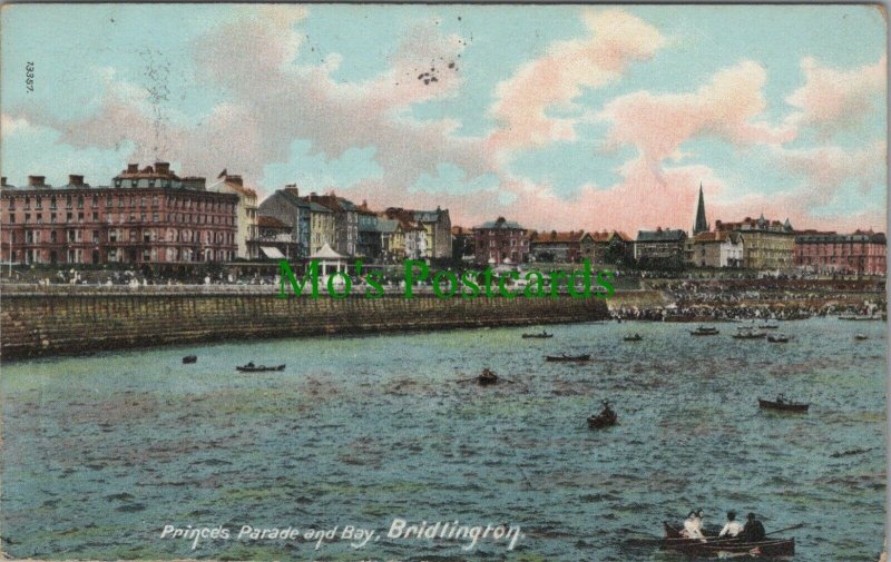 Yorkshire Postcard - Princes Parade and Bay, Bridlington  RS28934 