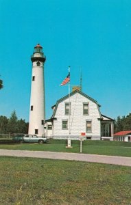 PRESQUE ISLAND , Michigan , 1950-60s ; LIGHTHOUSE