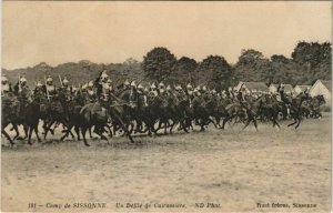 CPA Sissonne Un Defile de Cuirassiers FRANCE (1052020)