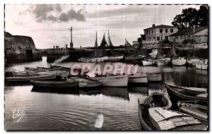 Postcard Old IThe D Oleron Chte Ms Le Chateau A view of Port