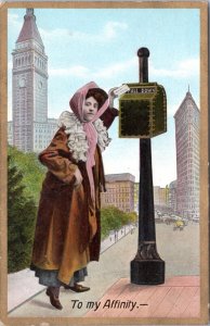 Postcard Th. Eismann 1132 - To my Affinity - Woman placing letter into mailbox