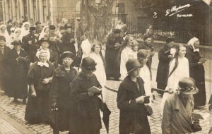 Germany Kevelaer Prozession Priest RPPC 06.02