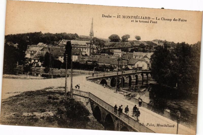 CPA DOUBS - MONTBÉLIARD - Le Champ de-Foire et le Grand Pont (183062)