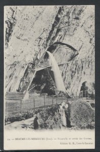 France Postcard - Beaume-Les-Messieurs - Passerelle Et Entree Des Grottes  T3867