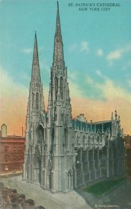 NYC  New York St Patrick's Cathedral Litho Postcard Unused