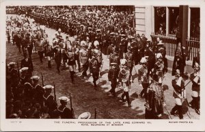 King Edward VII Funeral Procession at Windsor Unused Rotary RPPC Postcard E84