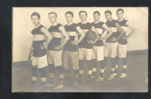 RPPC PRAIRIE DU CHIEN WISCONSIN 1910 BASKETBALL TEAM REAL PHOTO POSTCARD