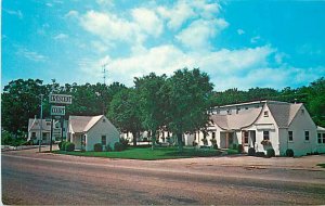MO, Branson, Missouri, Crescent Court Motel, Exterior, Colorcraft Printing