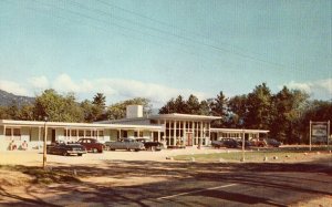 Cross Country Inn - North Conway, New Hampshire Vintage Postcard