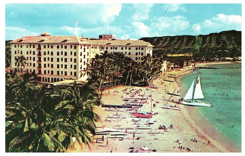 Waikiki Beach Palm Trees Sailing Diamond Head & Moana Hotel Hawaii Postcard