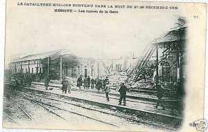 ME019 VINTAGE POSTCARD: MESSINA: French postcard STATION-