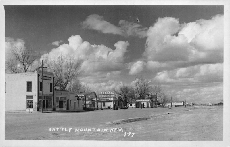 Real Photo Postcard Businesses Texaco Gas in Battle Mountain, Nevada~124095