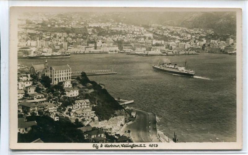 Wellington Harbour Interisland Ferry New Zealand 4073 1950c Real Photo postcard