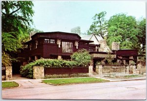 VINTAGE CONTINENTAL SIZE POSTCARD THE FRANK LLOYD WRIGHT STUDIO OAK PARK IL