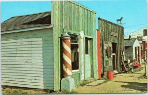 postcard Murdo South Dakota - Pioneer Street, Pioneer Auto Museum